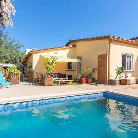 S46-Casa De Vacaciones Climatizada Con Piscina, En El Centro Junto Al Mar, Barbacoa Y Wiifi Empuriabrava Eksteriør bilde