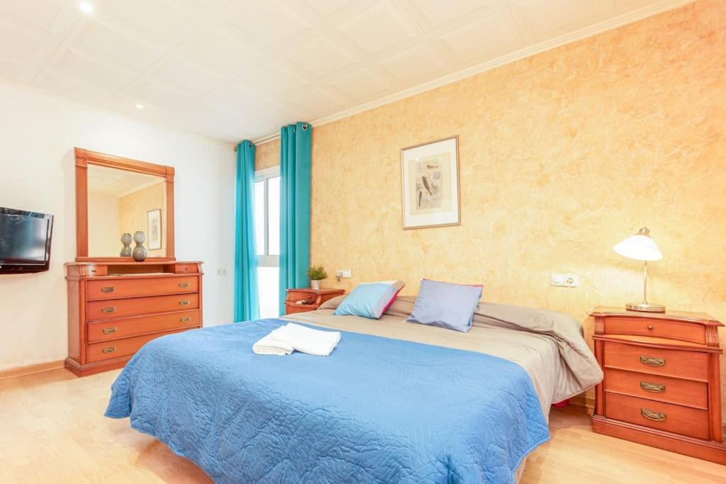 S46-Casa De Vacaciones Climatizada Con Piscina, En El Centro Junto Al Mar, Barbacoa Y Wiifi Empuriabrava Eksteriør bilde